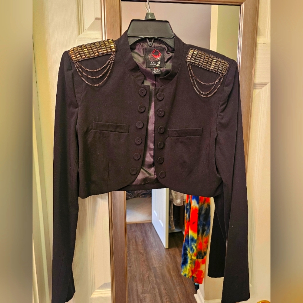 Military jacket/shrug with epaulets